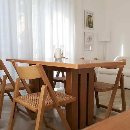 Casa Di Wheeny Como
